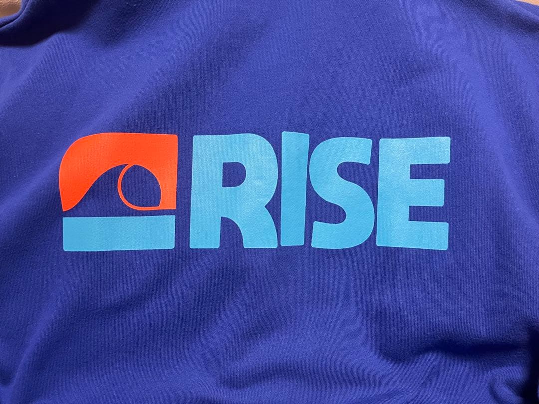 RISE JAPANの非売品パーカーXL