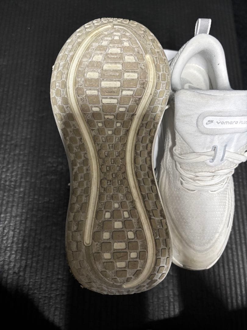 NIKE ボメロプラス ホワイト 26.5