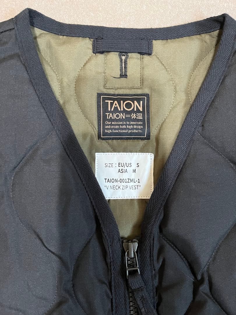 TAION ブラック ダウンベスト M
