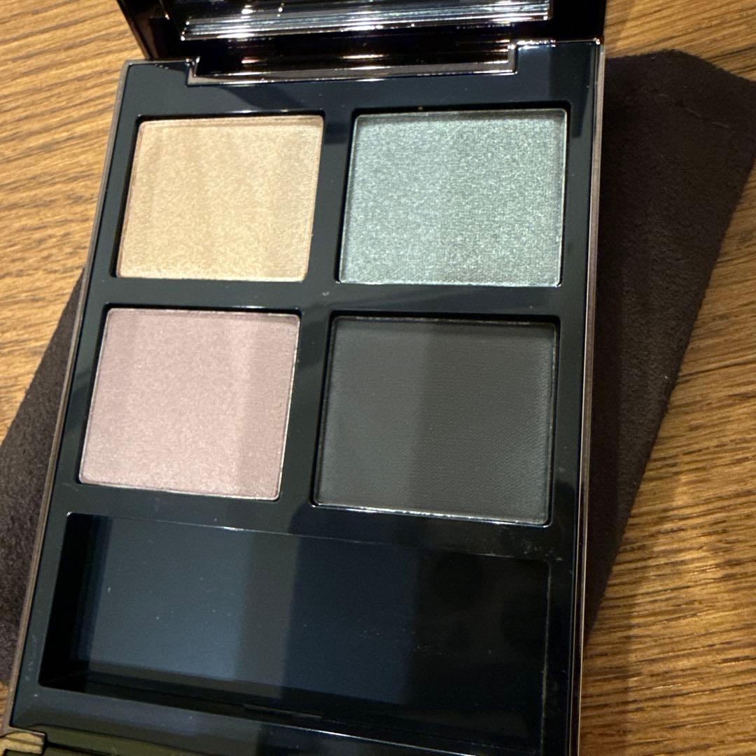 TOMFORD アイカラークォード 22 スーパーヌーヴォー