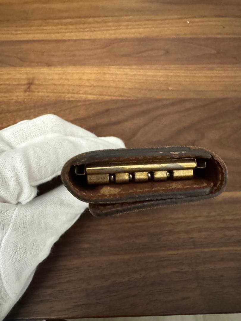 Louis Vuitton ミュルティクレ４　モノグラム　ヴィトン　キーケース