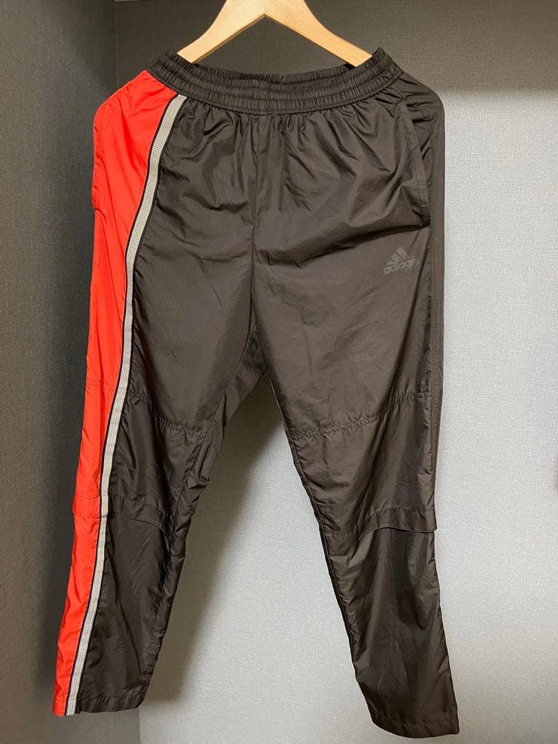 adidas ウインドブレーカー 上下セット ブラック レッド フード収納 M