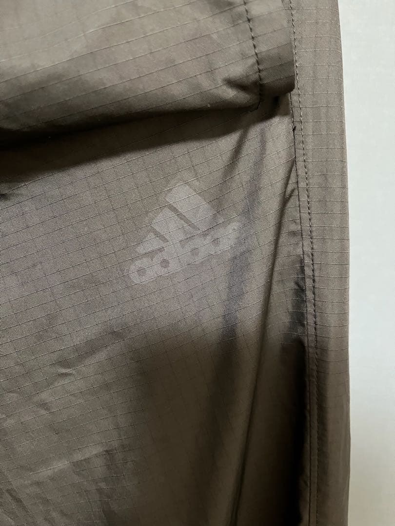 adidas ウインドブレーカー 上下セット ブラック レッド フード収納 M