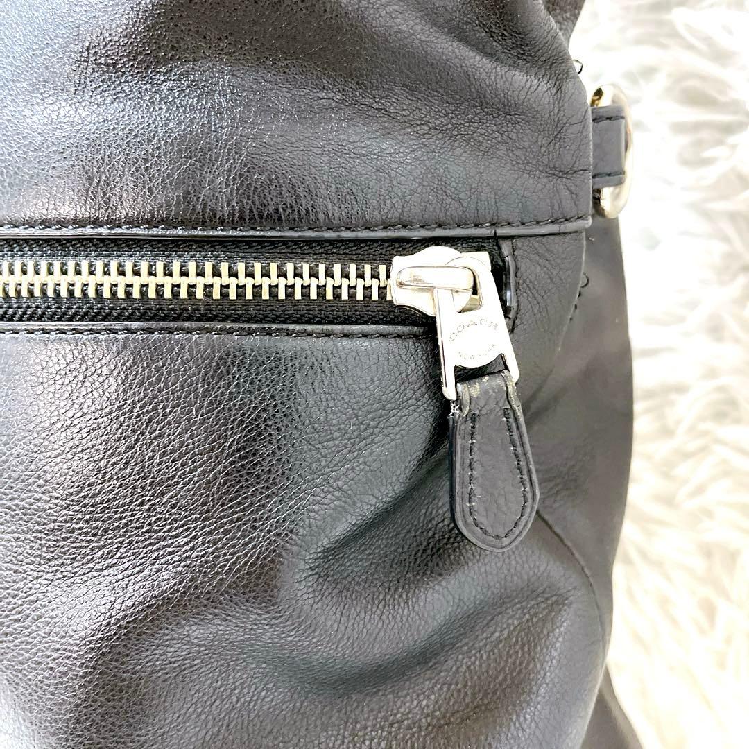 【訳あり】コーチ チャールズフォールドオーバートートバッグ 黒 F54759
