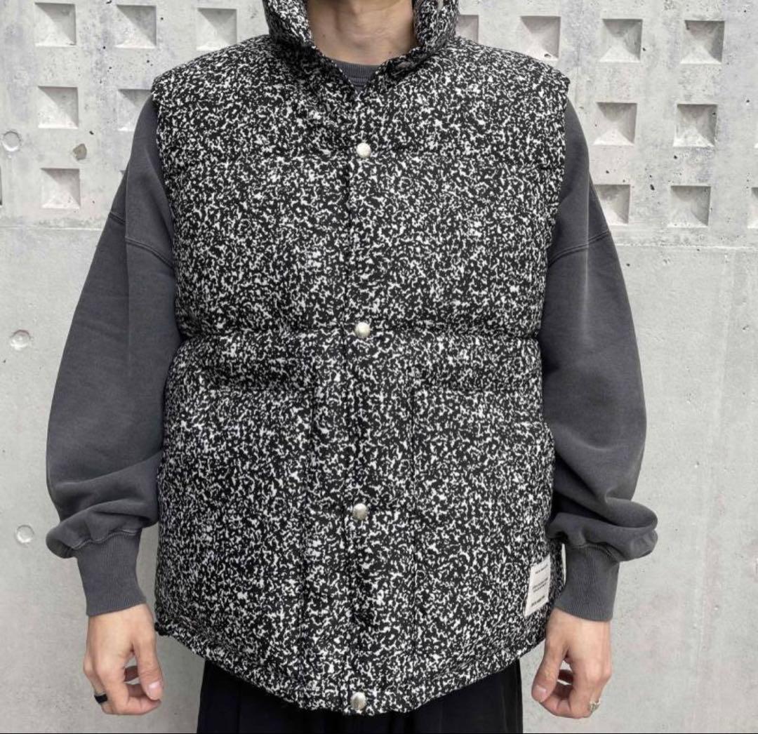 ジャケット・アウター COOTIE T/W Jacquard Down Vest