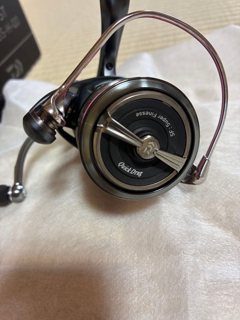極上品！　ダイワ　23 エアリティ ＳＴ　ＳＦ　２５００ＳＳ－Ｈ－ＱＤ　フルBB