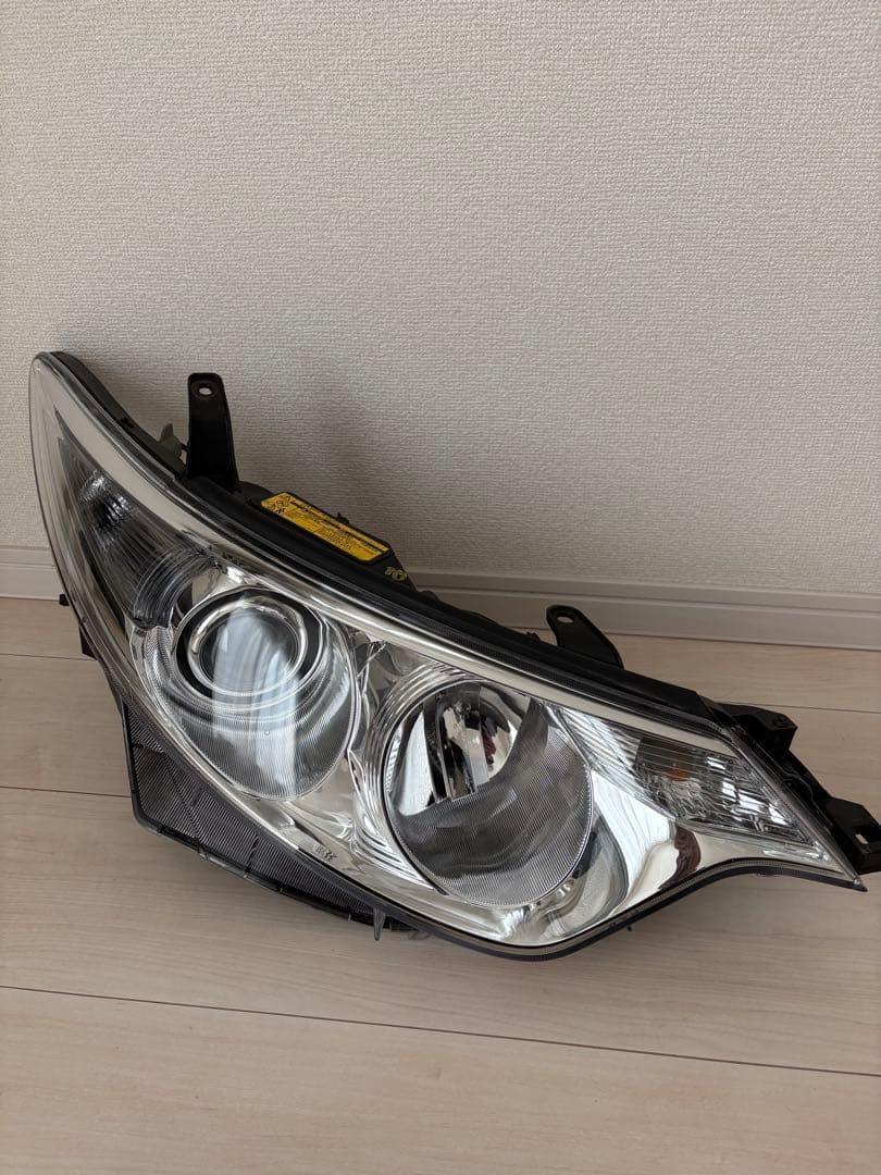 50エスティマ　ヘッドライト　HID AFS付き