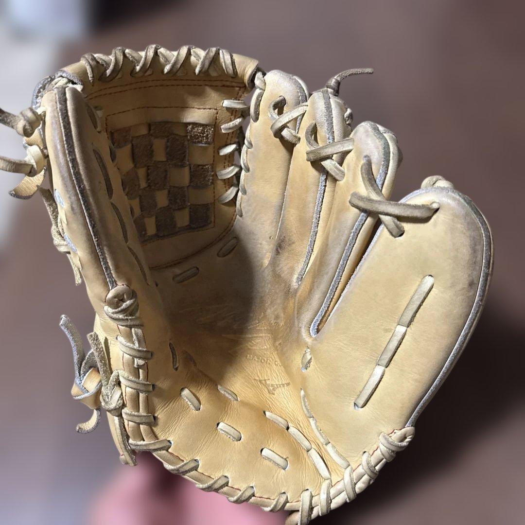 Mizuno Pro Classic 野球用グローブ クリーム色