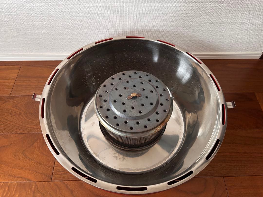 LOTUS GRILL (ロータスグリル) XL レッド　専用木炭付き