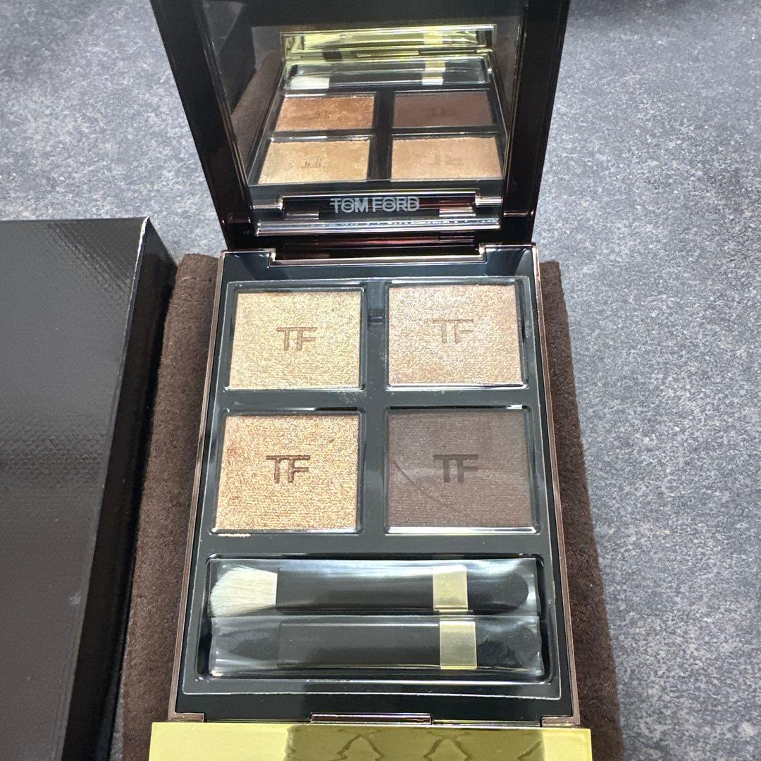 【新品未使用】TOM FORD アイ カラー クアッド 48 ビーチ グラマー