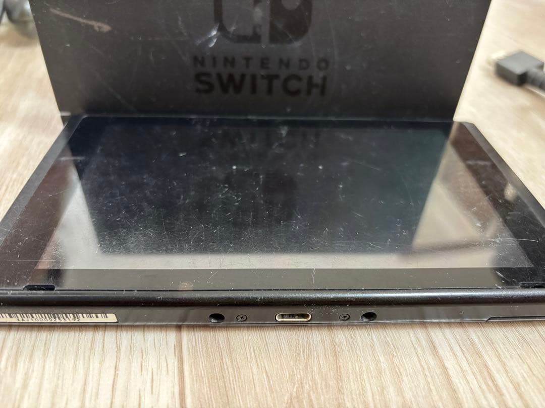 【ジャンク扱い】Nintendo Switch 本体 +コントローラー