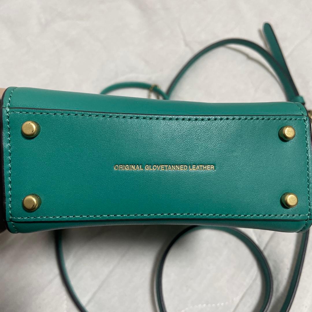 coachショルダーバッグ