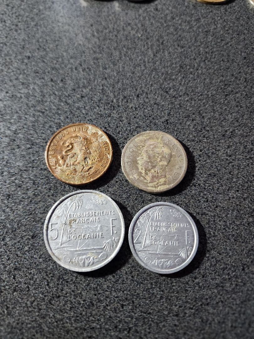 外国硬貨　まとめ売り　370g