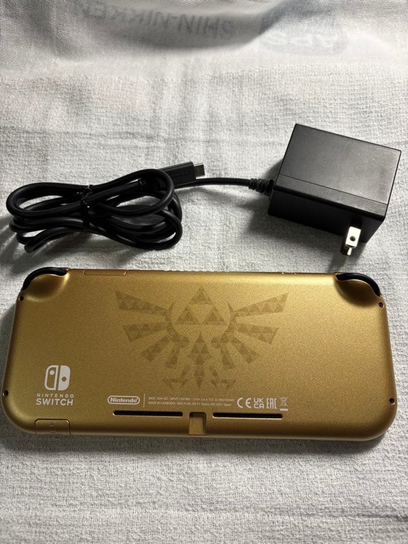 【限定版】Nintendo Switch Lite ハイラルエディション　ゼルダ