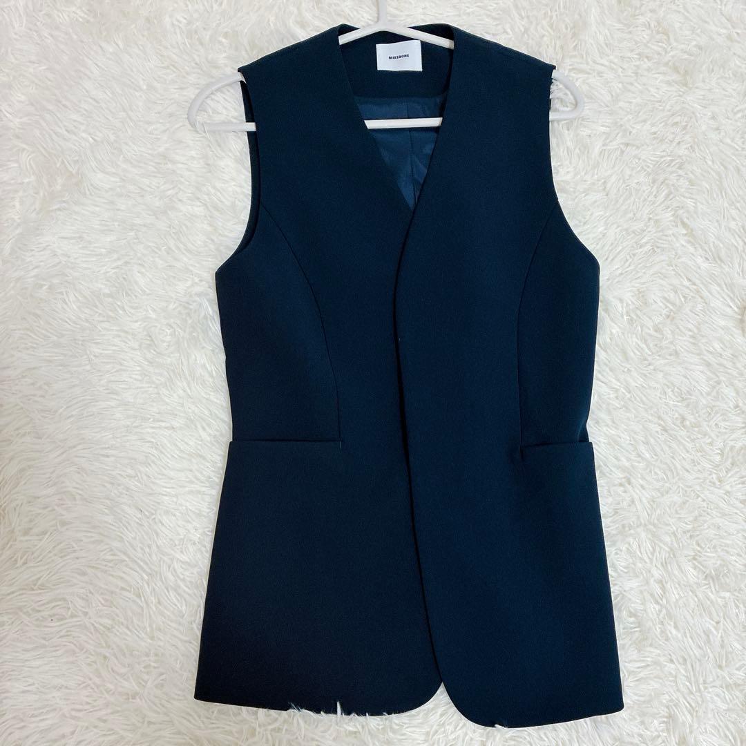 美品　MIESROHE コンフォートマニッシュベスト　ネイビー　0サイズ