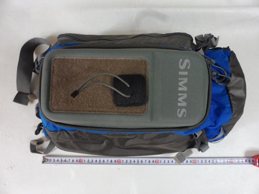 シムス Simms のワンショルダースリングパック