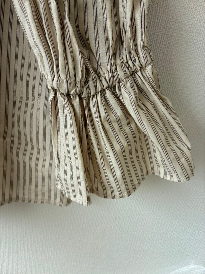 美品　2025AW SLOBE IENA タイプライターフリルカラーブラウス