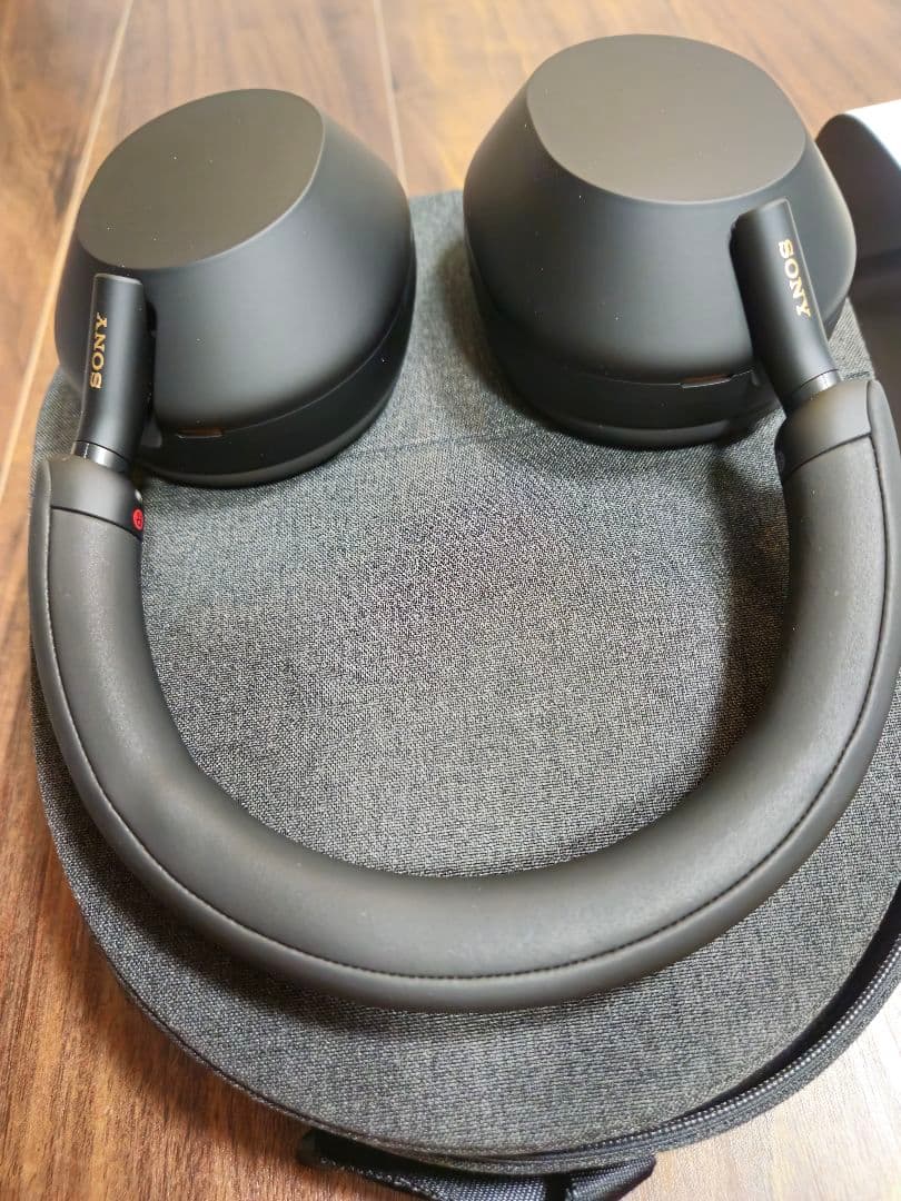Sony WH-1000XM5 ブラック