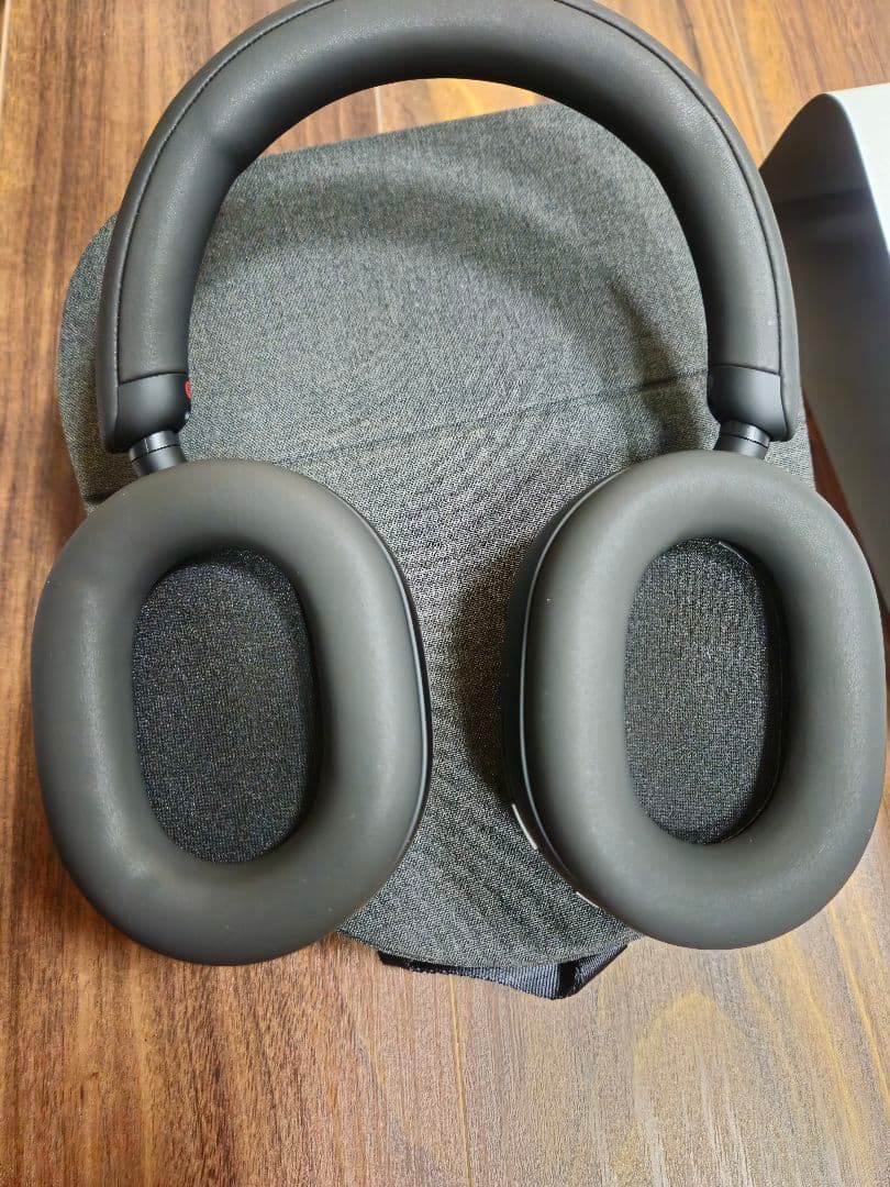 Sony WH-1000XM5 ブラック