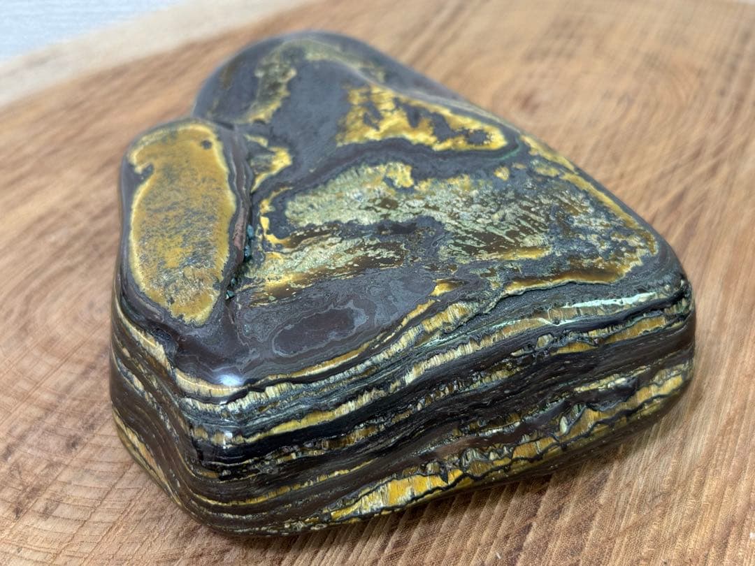 タイガーアイ 虎目石 天然石 鑑賞石 水石 盆石 金 銀 黒色 インテリア 置物