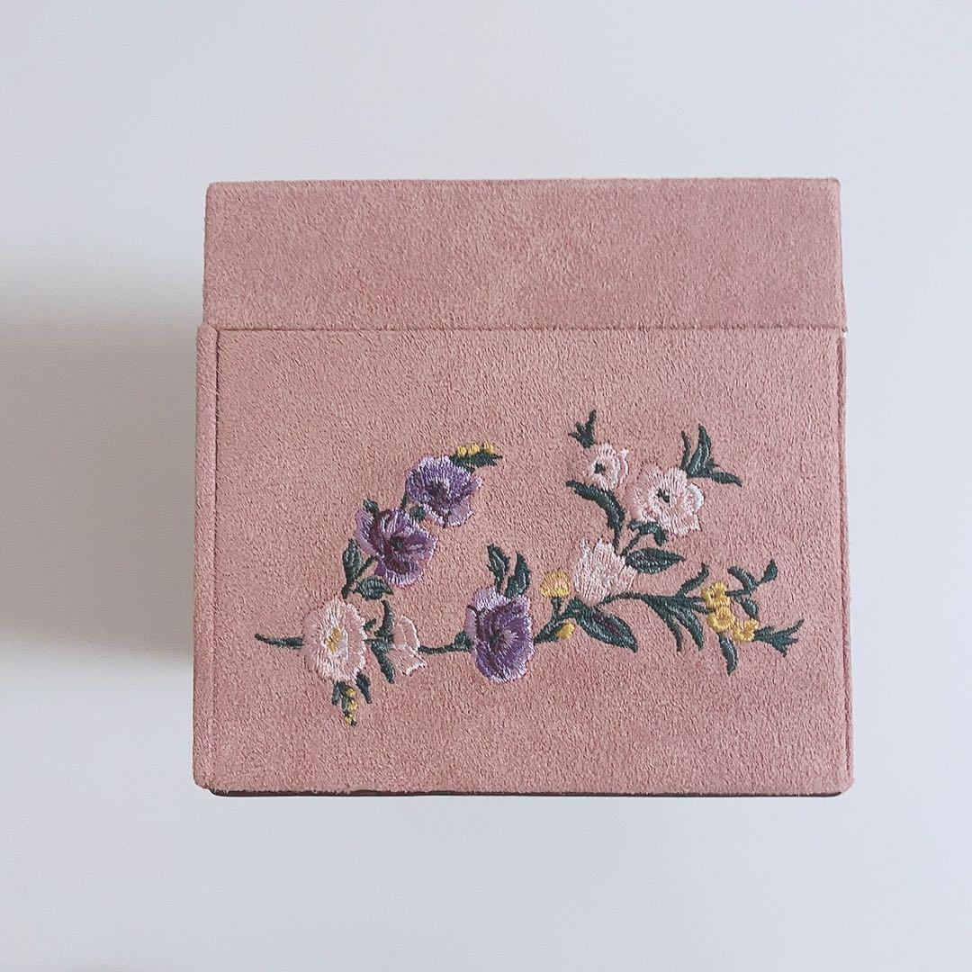 Francfranc 刺繍 ジュエリーBOX