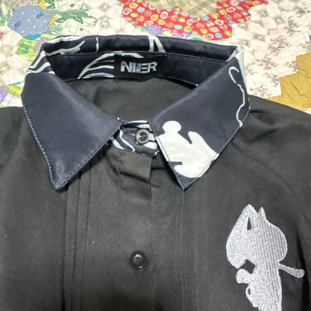 NieR 着物風袖ブロッキングシャツ － 黒蝶　バタフライ　刺繍