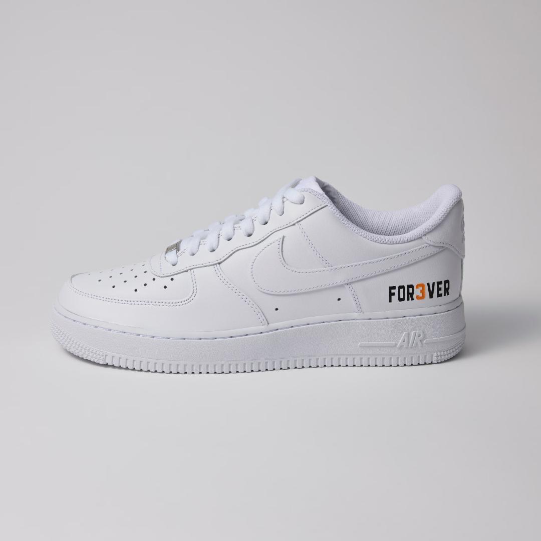 【限定】NIKE エアフォース1 白 長嶋茂雄モチーフ