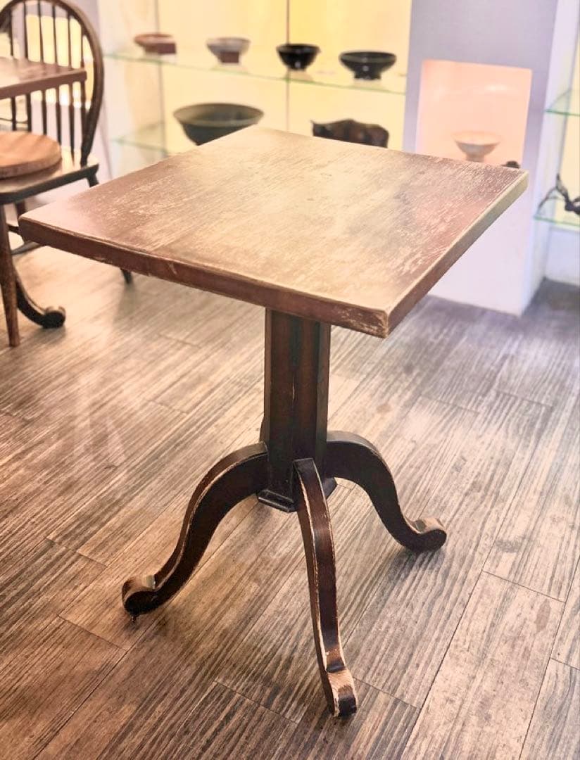 お買い得商品☆家具職人にオーダーした輸入カフェテーブル　☆在庫3台