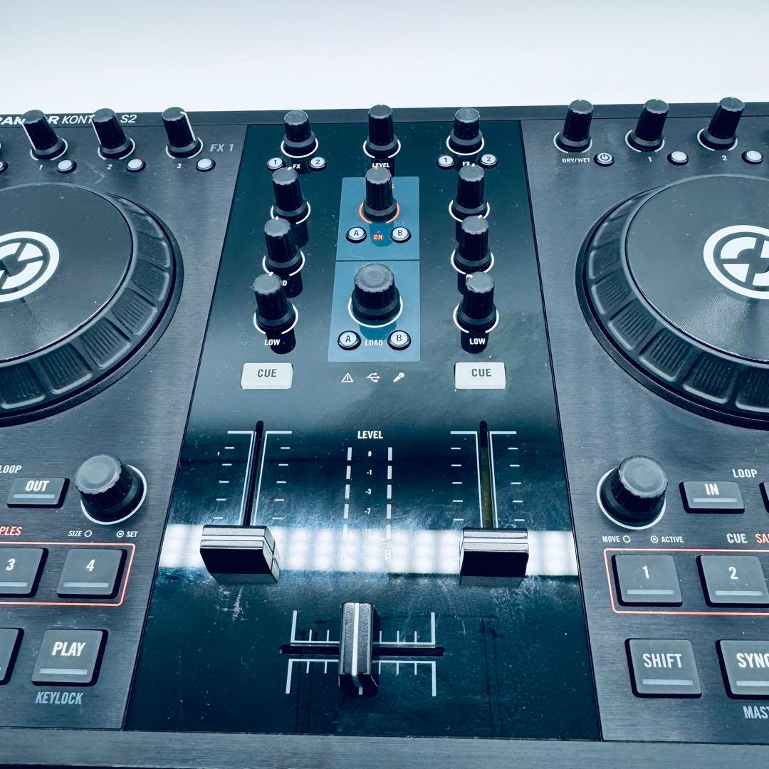 TRAKTOR KONTROL S2 DJコントローラー