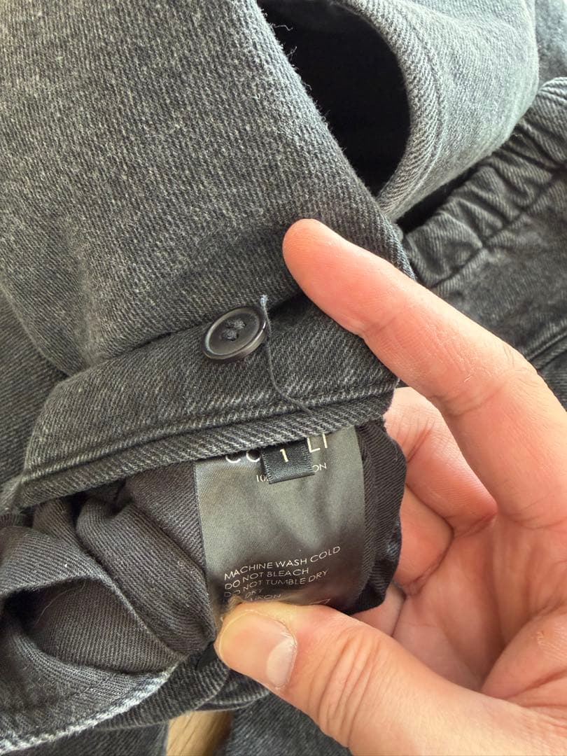 試着のみ　25ss COMOLI コモリ　ブラックドリル6Pパンツ　size1