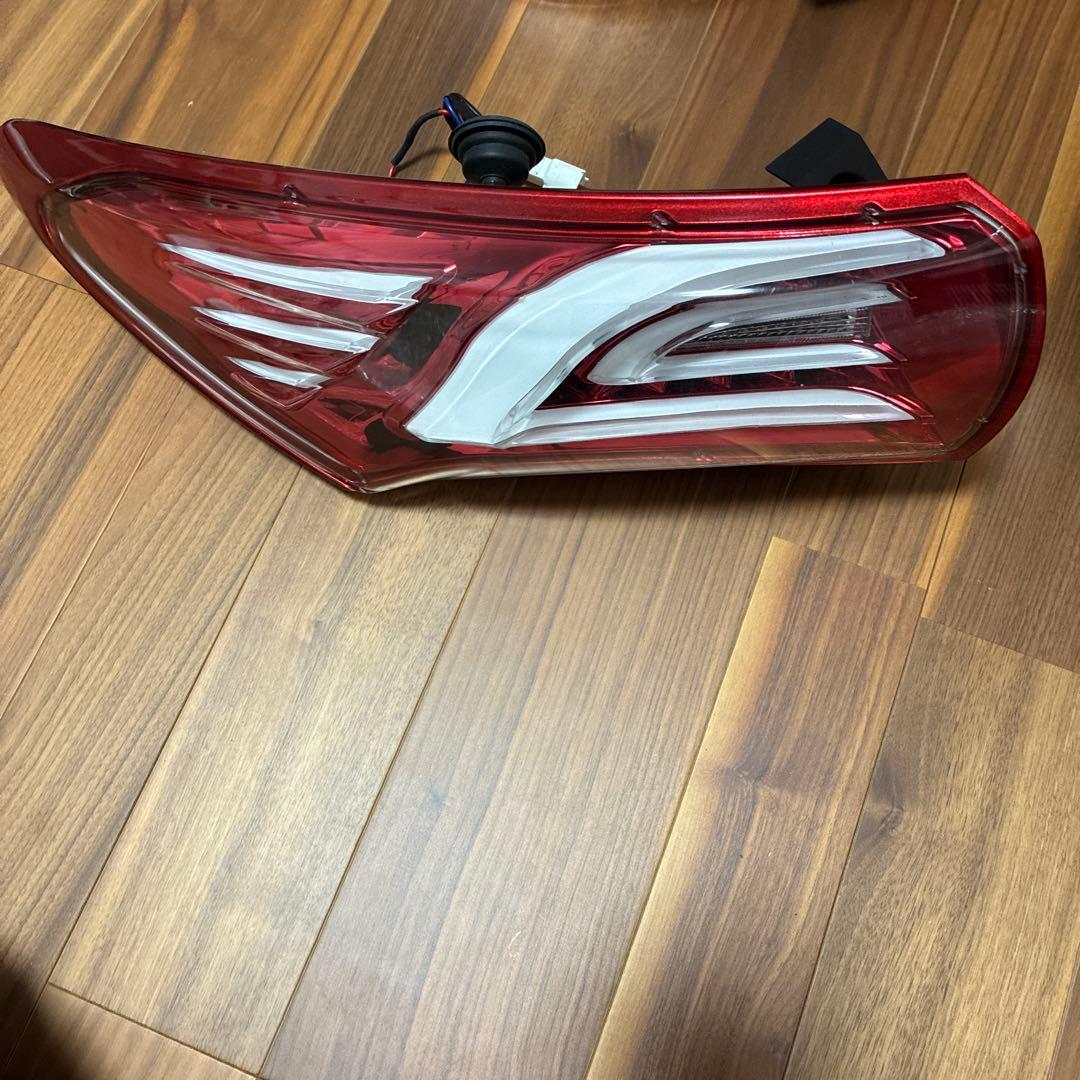 ジャンク品　60ハリアー前期　Dazz Fellowsテールランプ