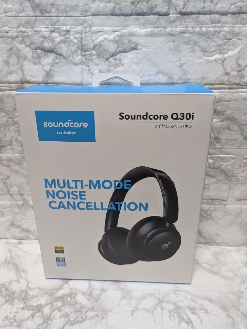 ヘッドホン Soundcore Q30i