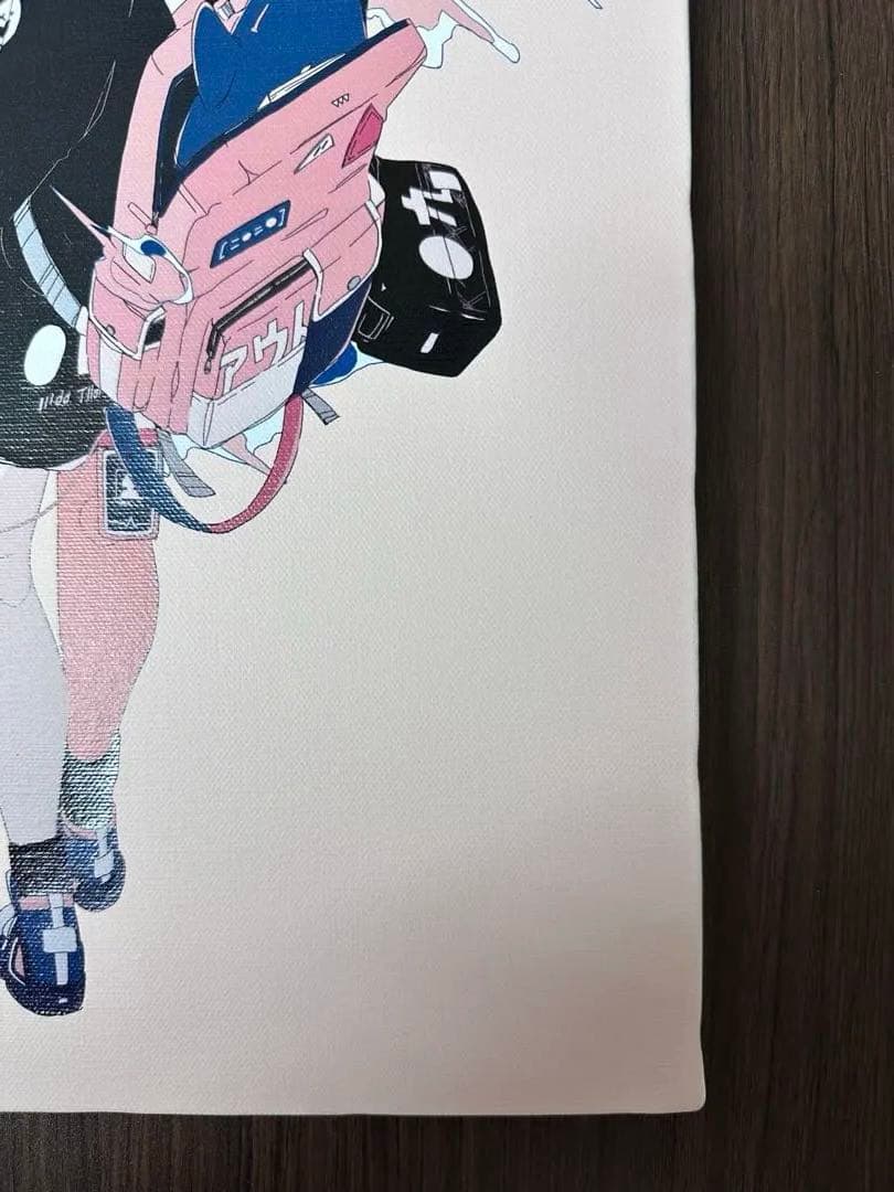 ダイスケリチャード　キャンバスアート「背中から嫌な予感がする人」Mサイズ