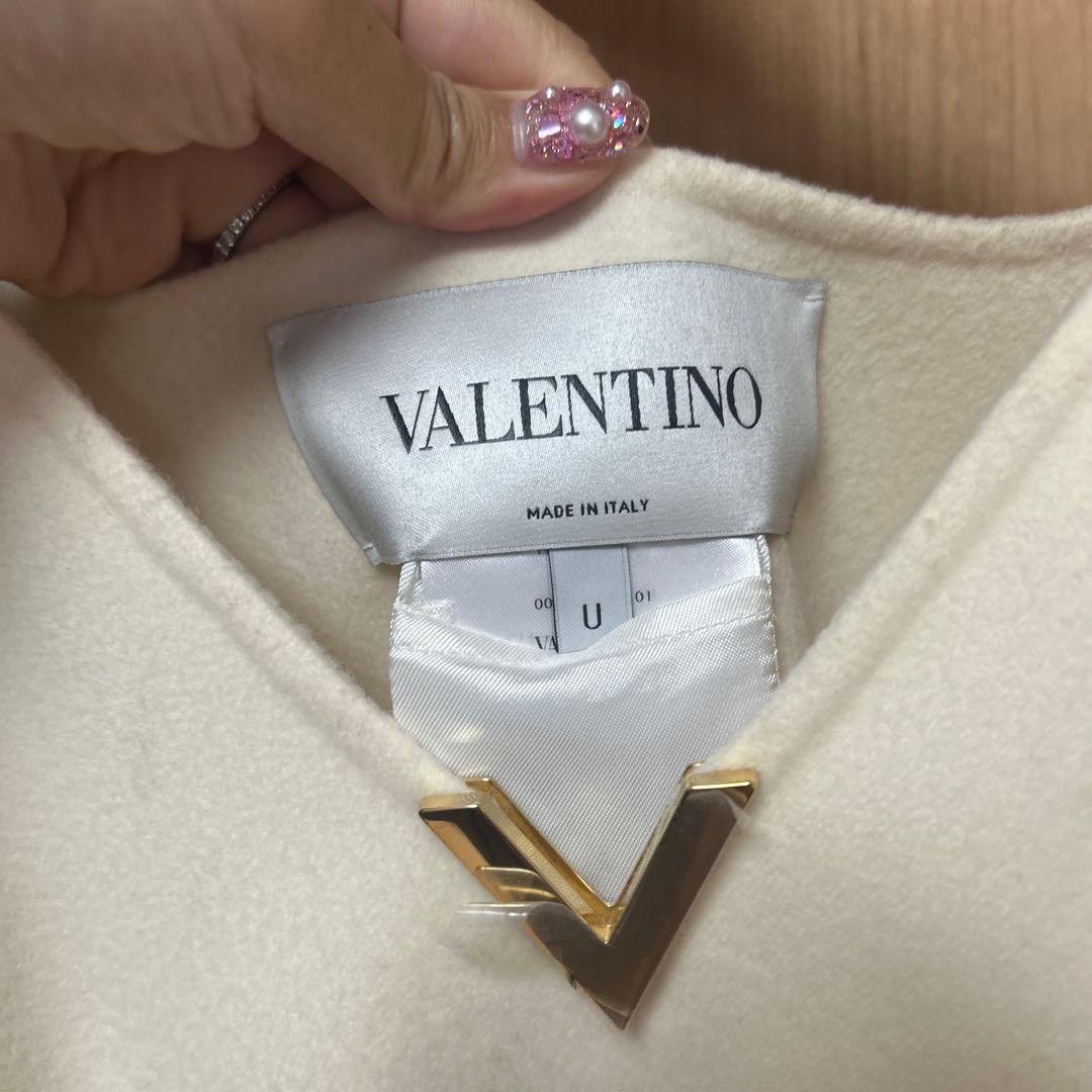 【ぼん】VALENTINO アイボリー ポンチョ Uサイズ