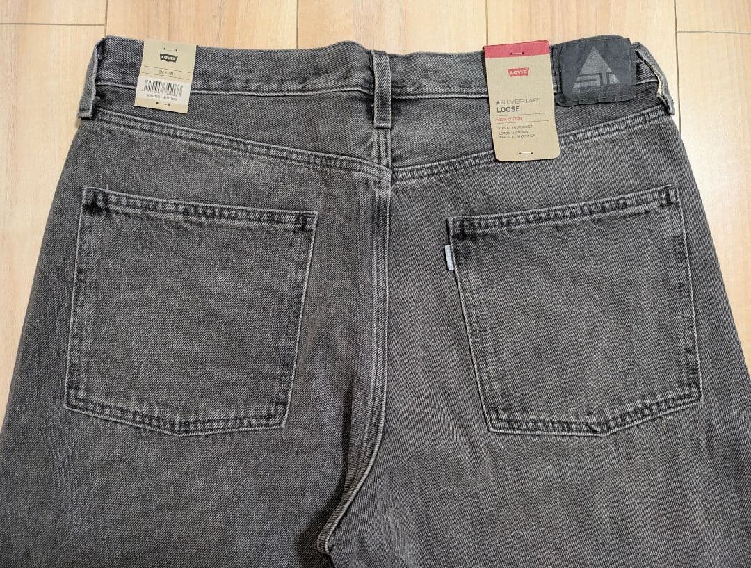 LEVI'S SILVERTAB LOOSEシルバータブ ルーズW33×L32