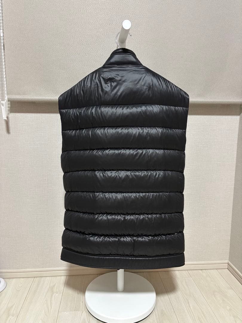PRADA ダウンベスト サイズ50