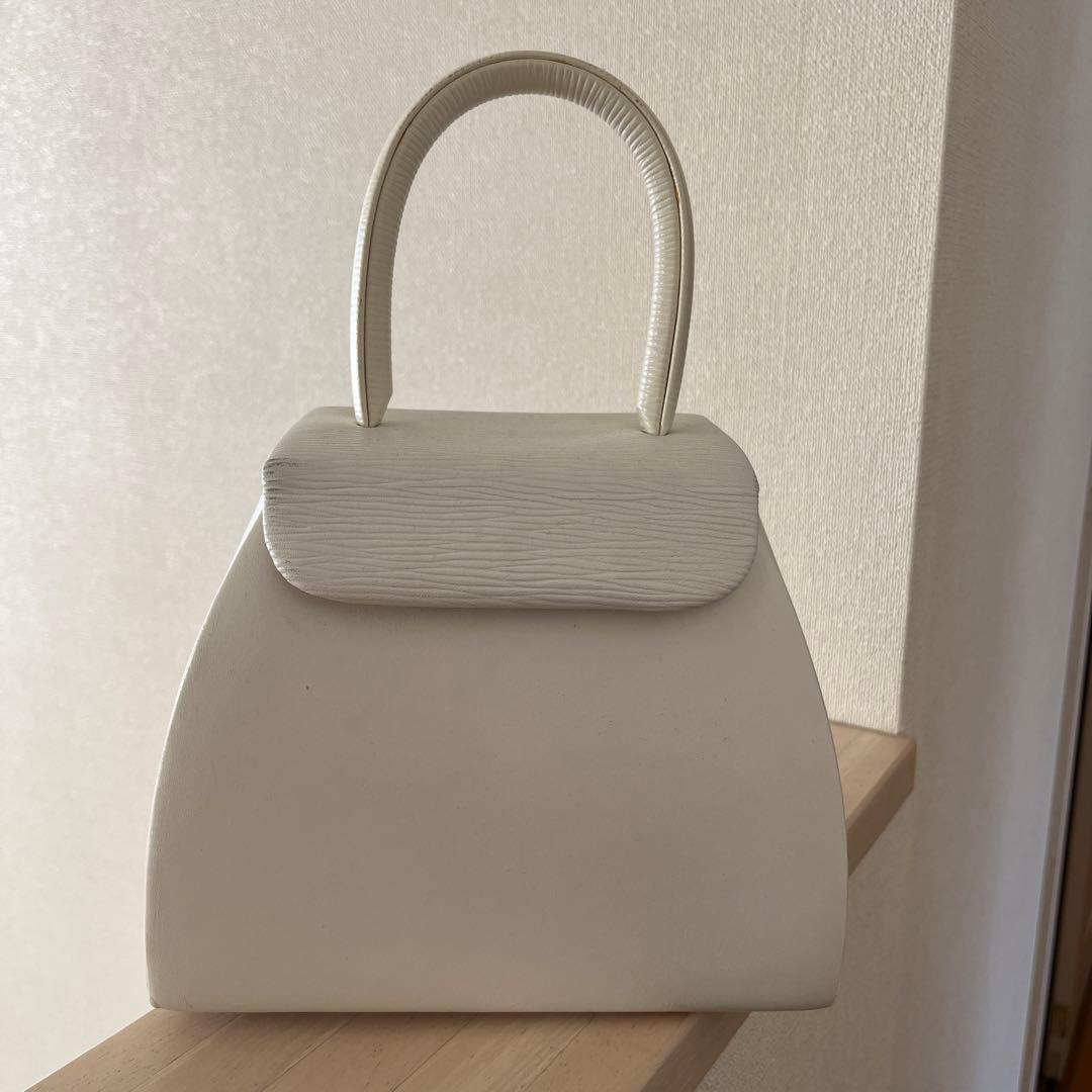 HANAE MORI ホワイト ハンドバッグ 上品 高級感