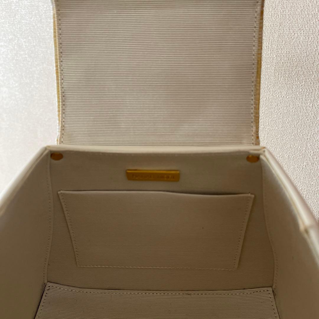 HANAE MORI ホワイト ハンドバッグ 上品 高級感
