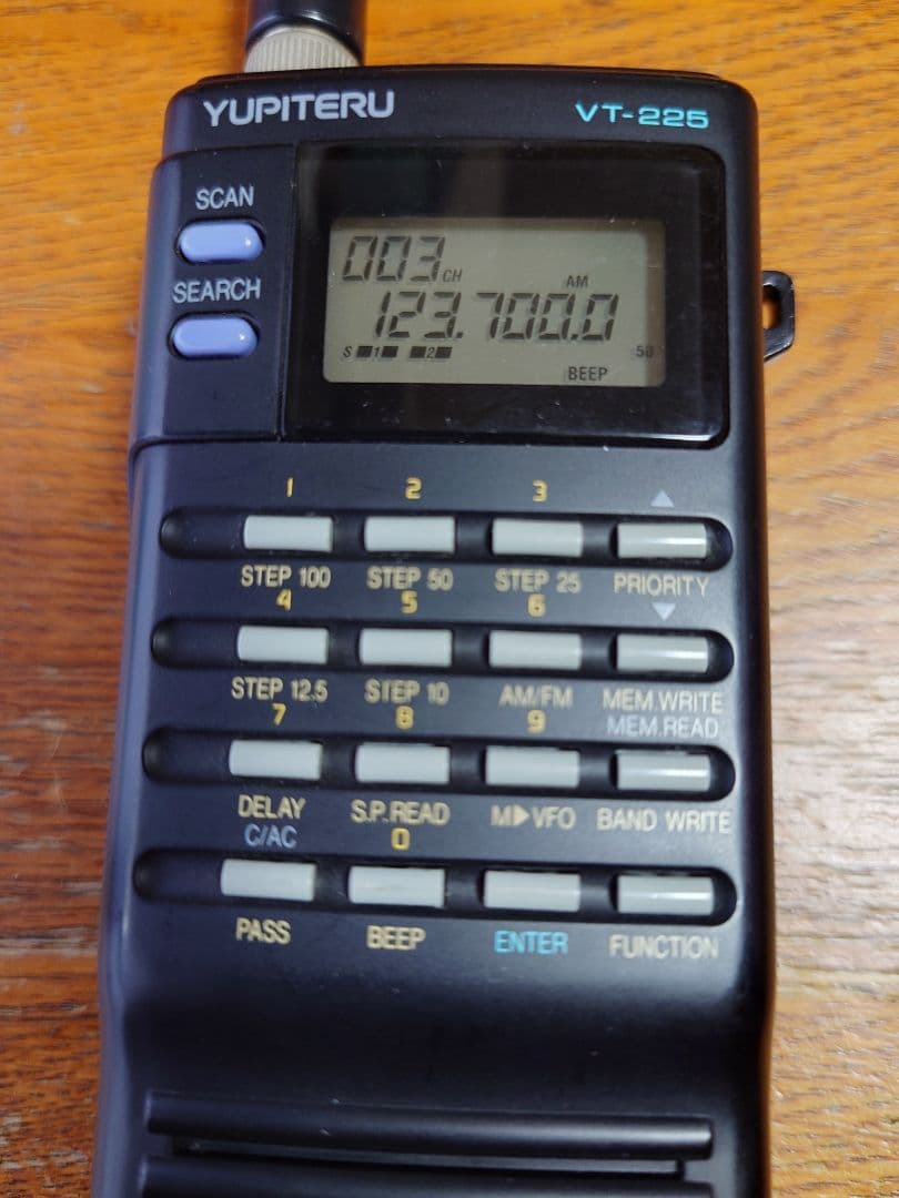 YUPITERU VT-225 エアバンド受信機