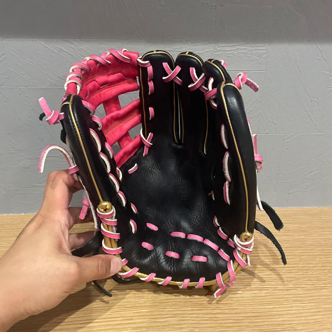 久保田スラッガー　軟式野球グローブ 黒、金、ピンク