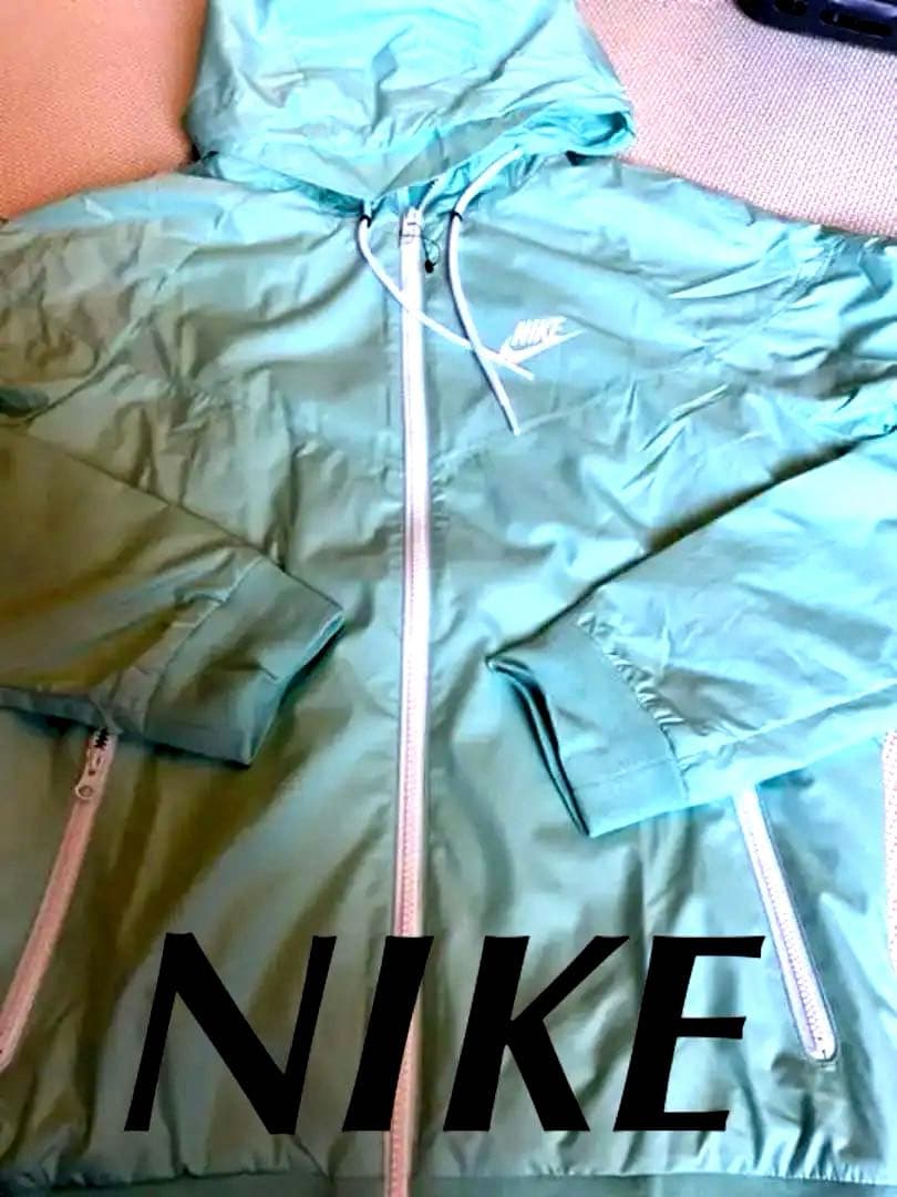 Nike ナイキ　ウインドランナー　S
