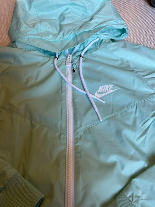 Nike ナイキ　ウインドランナー　S