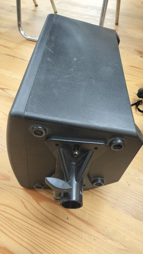 YAMAHA ヤマハ ポータブルPAシステム STAGEPAS300　＋スタンド
