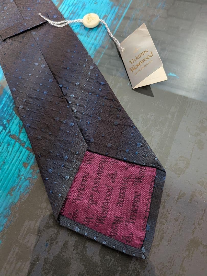 《新品未使用》Vivienne Westwood　グラデ ネクタイ タグ・袋付
