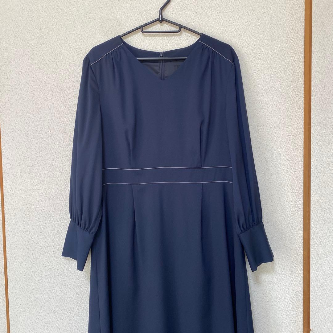 UNTITLED ネイビーロングワンピース