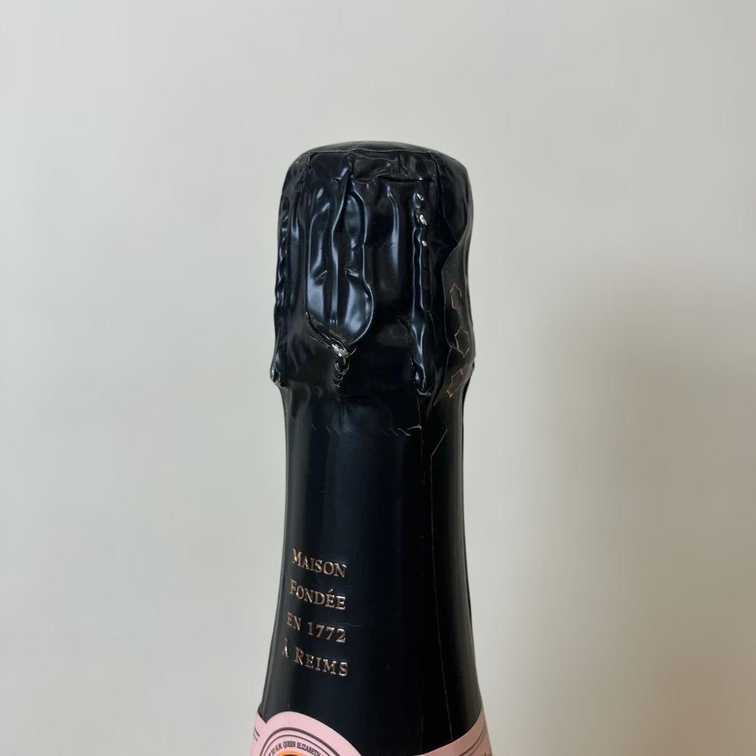 未開栓 ヴーヴクリコ ロゼ 果実酒 シャンパン 750ml