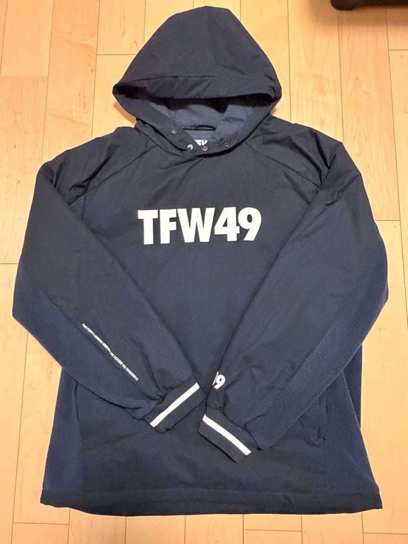 美品　TFW49 フーディ ゴルフウェアVW HOODIE