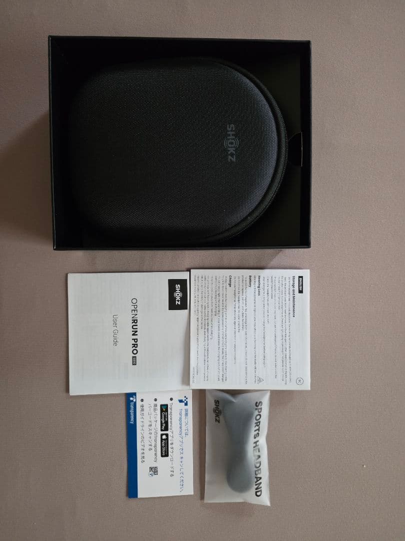 SHOKZのOPENRUN PRO　 骨伝導イヤホン　ベージュ
