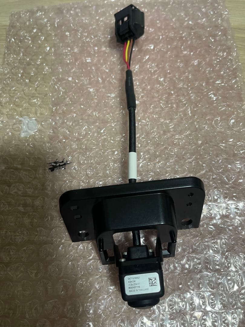 スズキ純正ハスラー4AA-MR52S、MR92Sの全方位カメラフロントカメラです