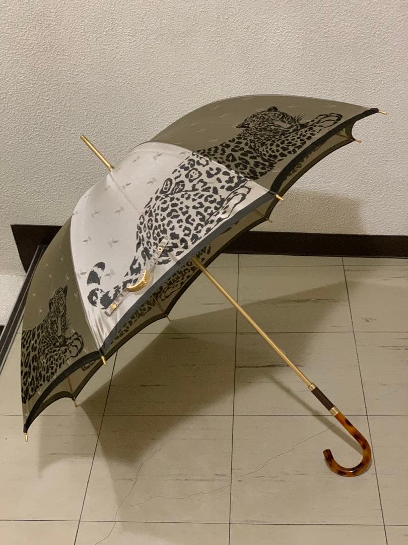 KofKRIZIAヒョウ柄シルバーブラウン雨傘大判長傘オーロラ猫科豹柄ゴールド骨